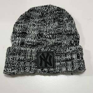 New Era unisex Yankees beanie